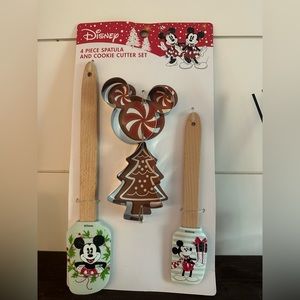 disney spatula set, cookie cutter set